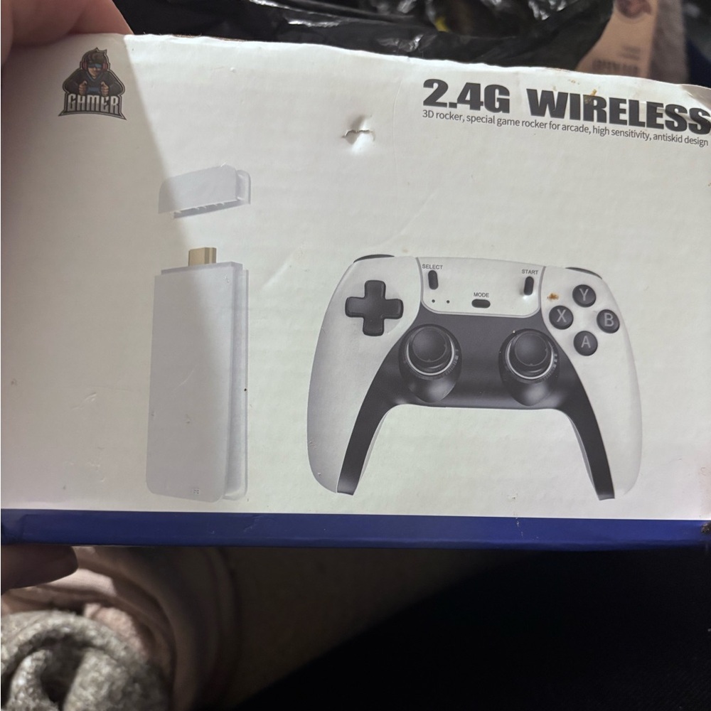 2.4G Wireless Game Controller